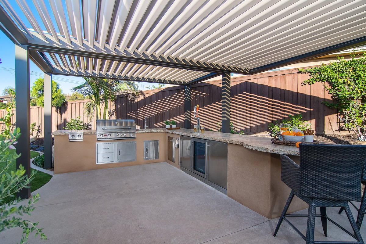 Pergola Kitchen