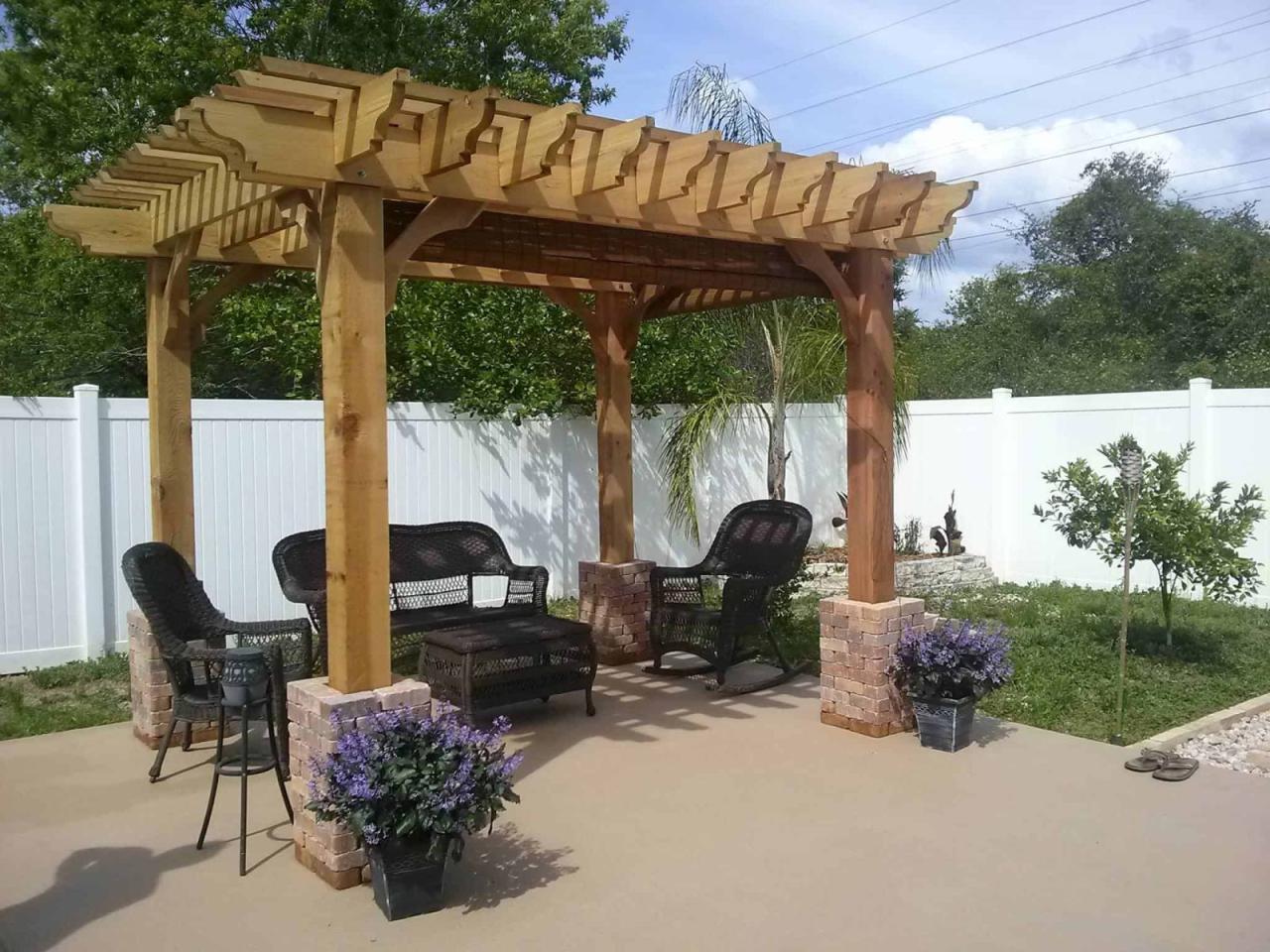 8x10 Pergola Ideas