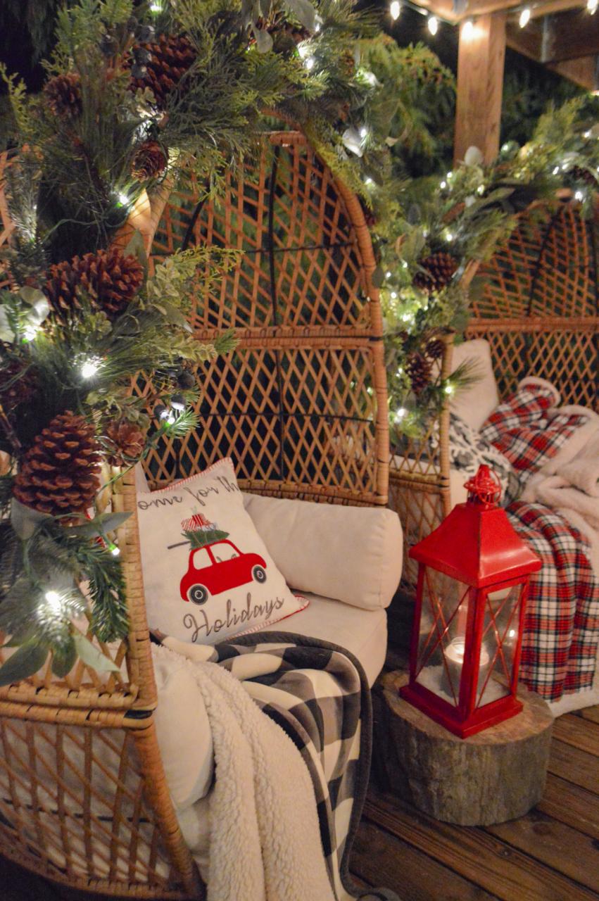 Pergola Xmas Decorations