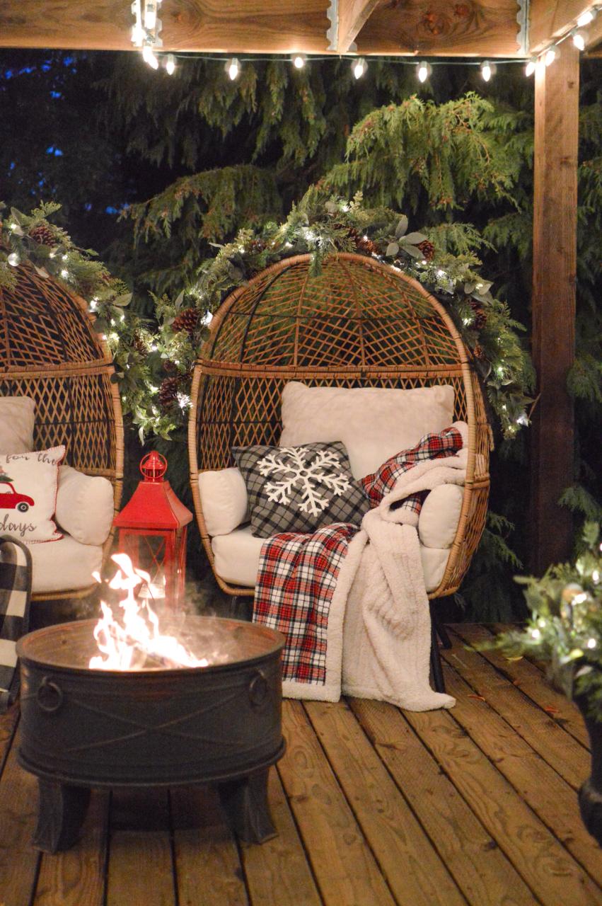 Pergola Decorations