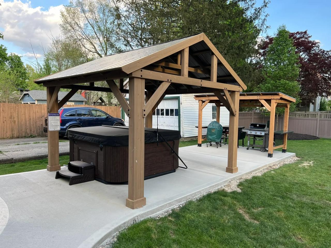 1 Hydro Pergola