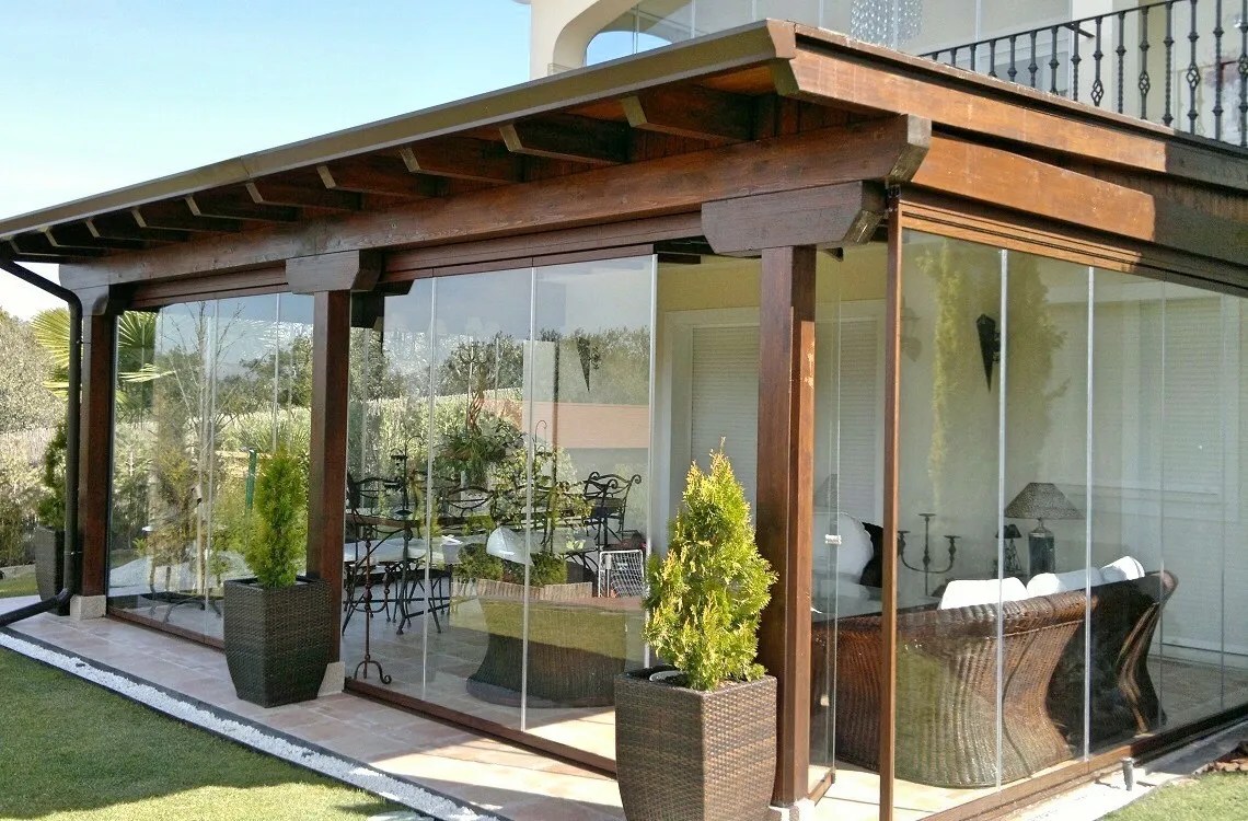 Pergola Glass Designs